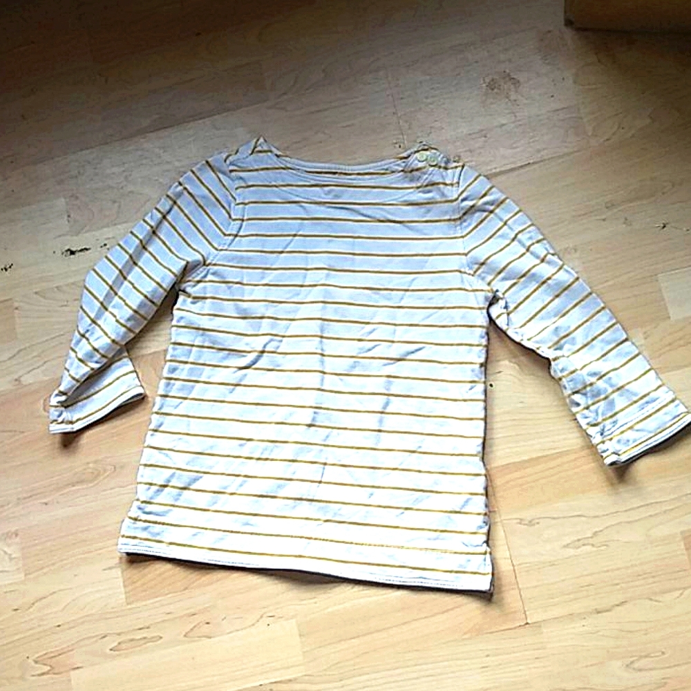 Boatneck striped Gap shirt